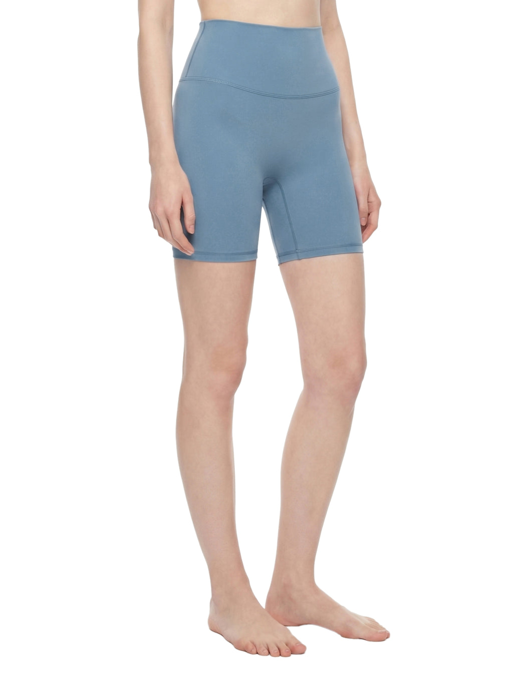 VANTA High-Rise Shorts