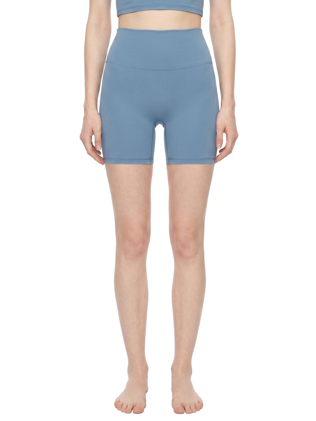 VANTA High-Rise Shorts
